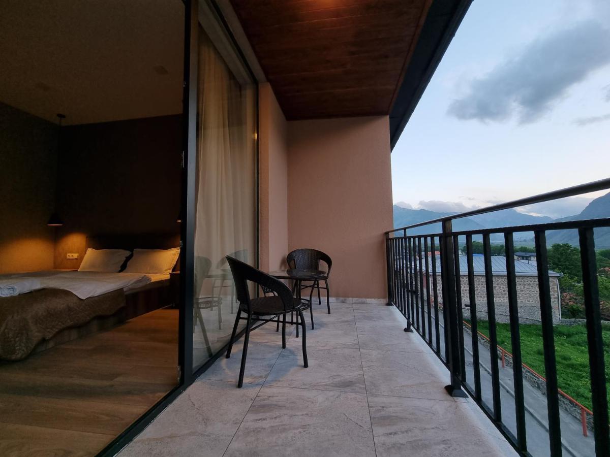 Hotel Sweet Night Казбеги Екстериор снимка