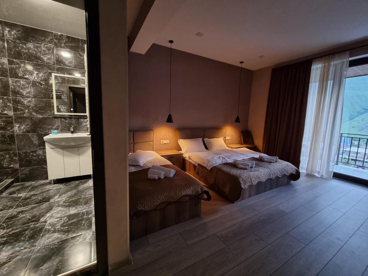 Hotel Sweet Night Казбеги Екстериор снимка